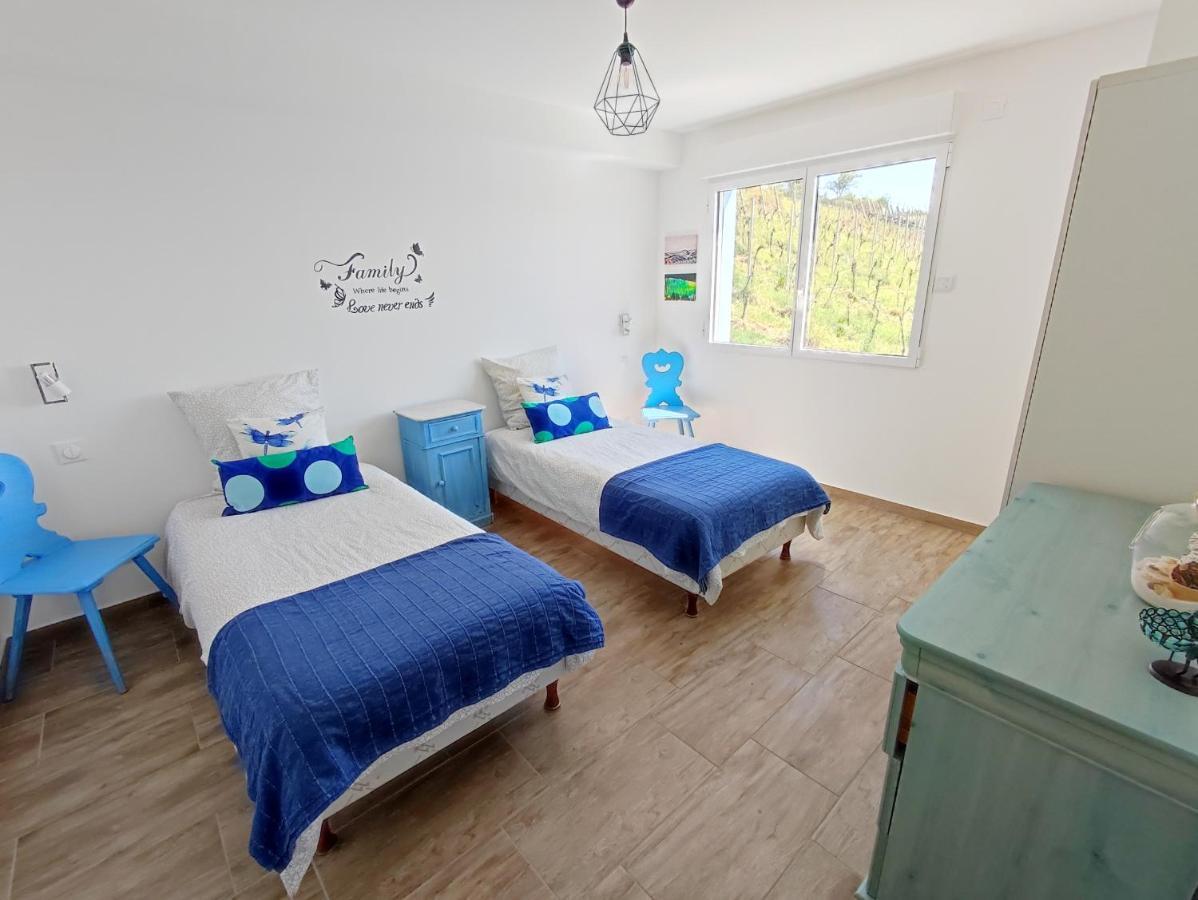 ReichsfeldJanea Big Blue Houseアパートメント エクステリア 写真