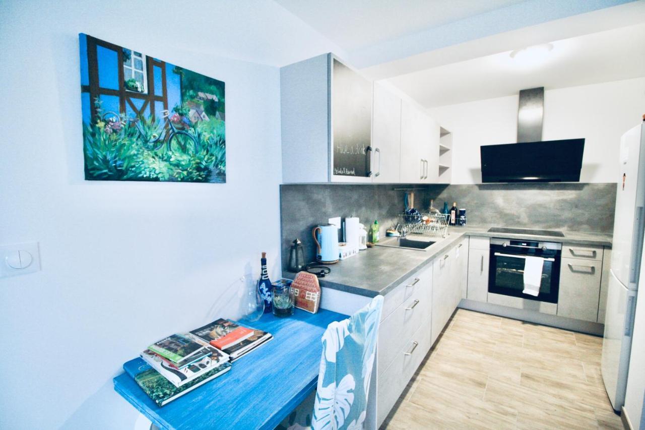 ReichsfeldJanea Big Blue Houseアパートメント エクステリア 写真
